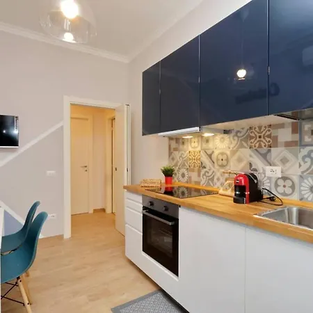 The Place To Be Apartment *